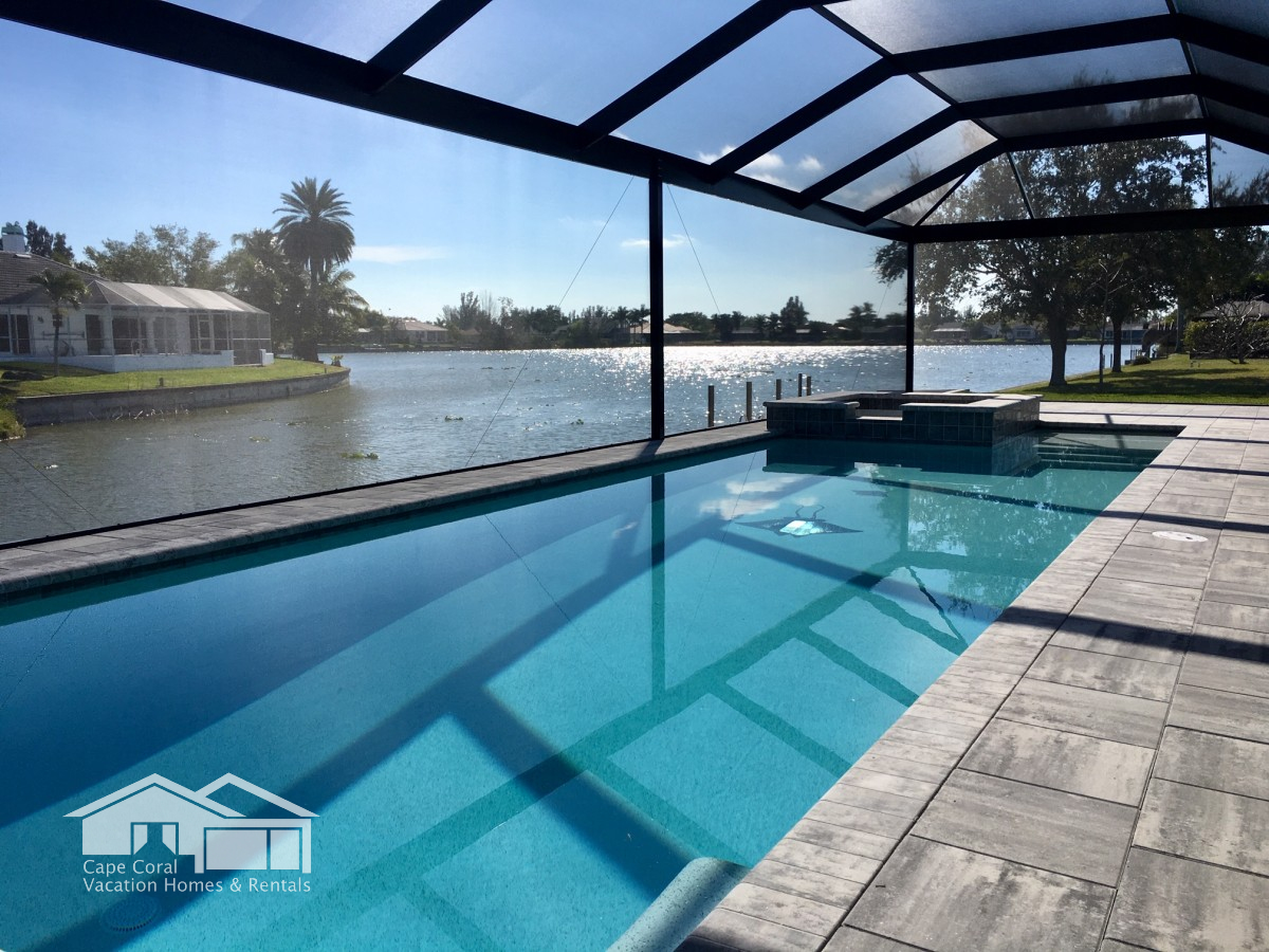 Villa Sunny Place Waterfront Pool View Cape Coral Florida